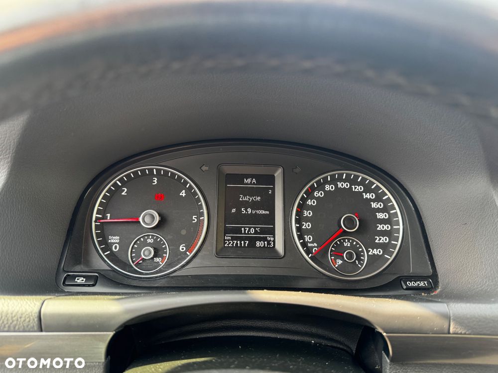 Volkswagen Touran 1.6 TDI DPF Comfortline - 9