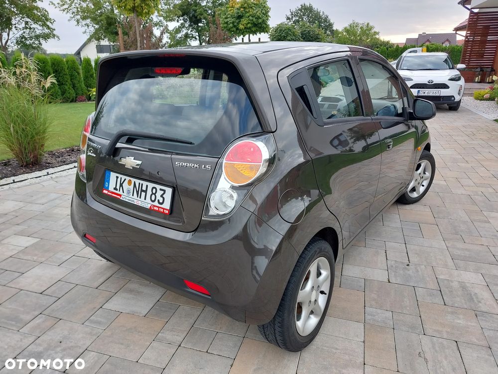 Chevrolet Spark 1.0 LS - 19