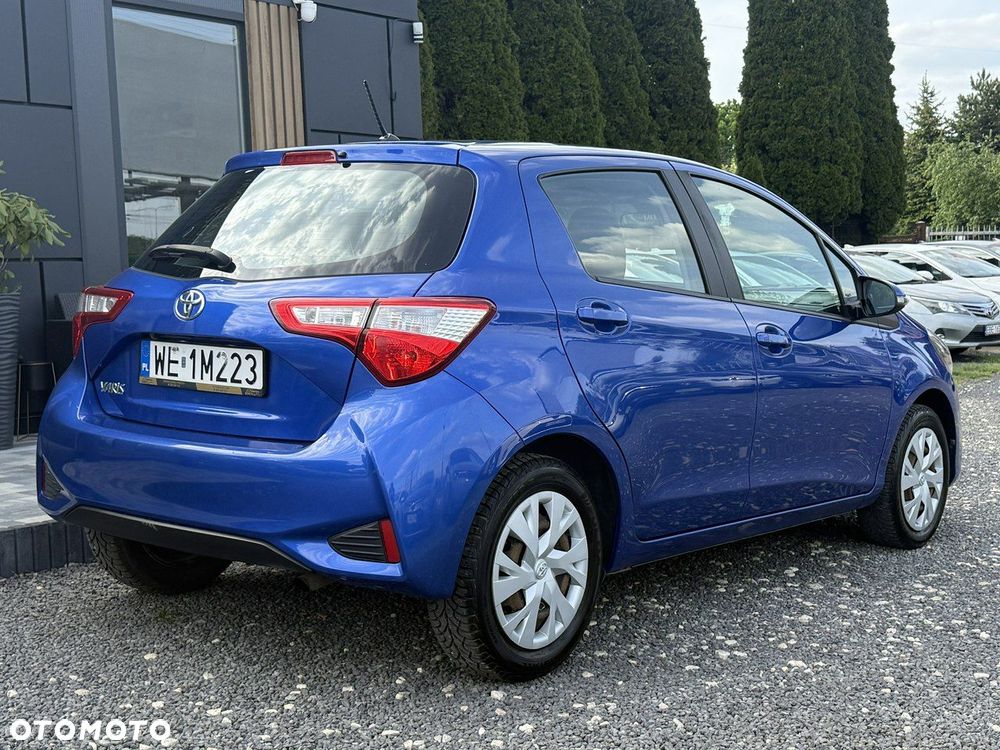 Toyota Yaris 1.5 Premium - 10