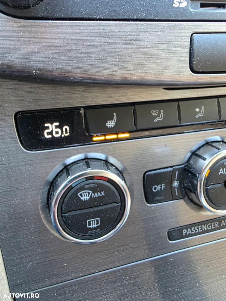 Volkswagen Passat Variant 2.0 TDI BlueMotion Technology DSG Comfortline - 15