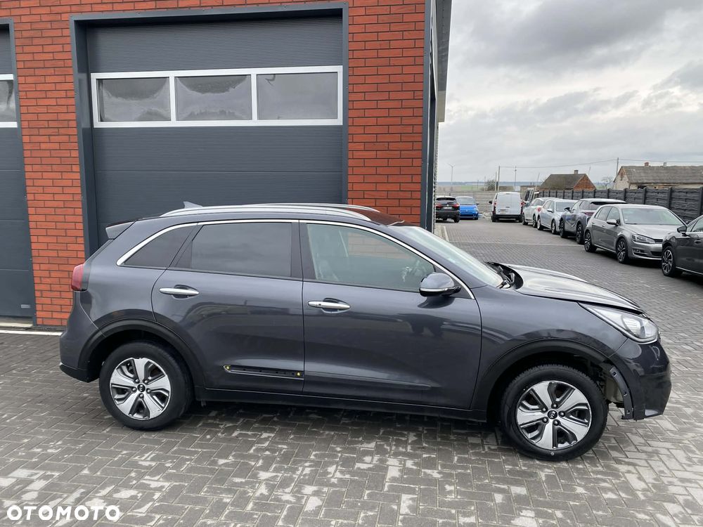Kia Niro 1.6 GDI Hybrid L - 32