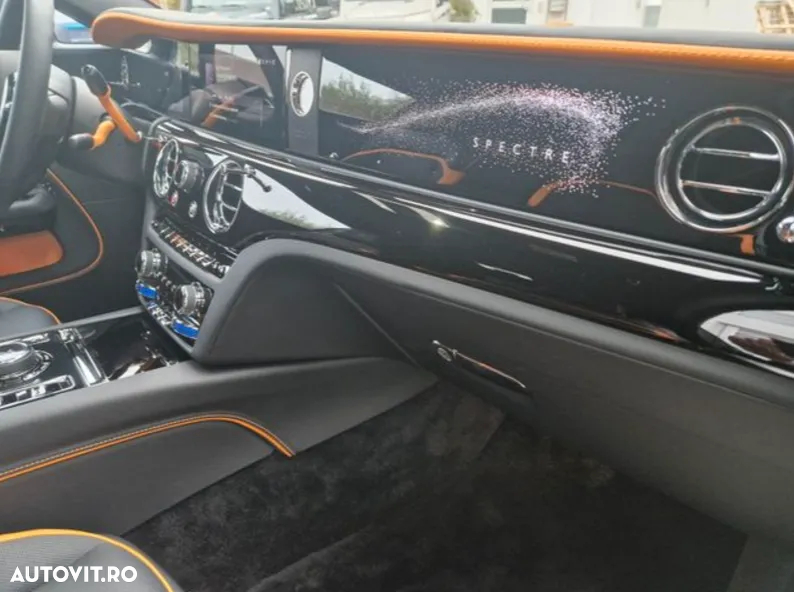 Rolls-Royce Spectre - 20