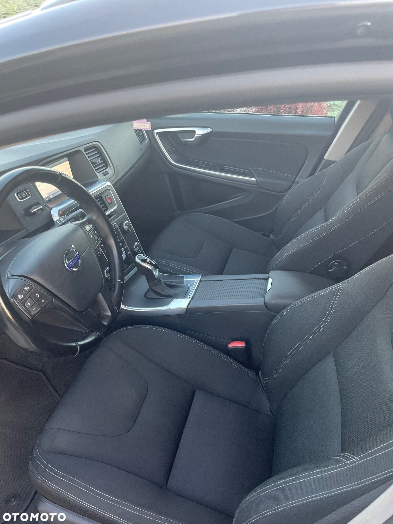 Volvo V60 D4 AWD - 8