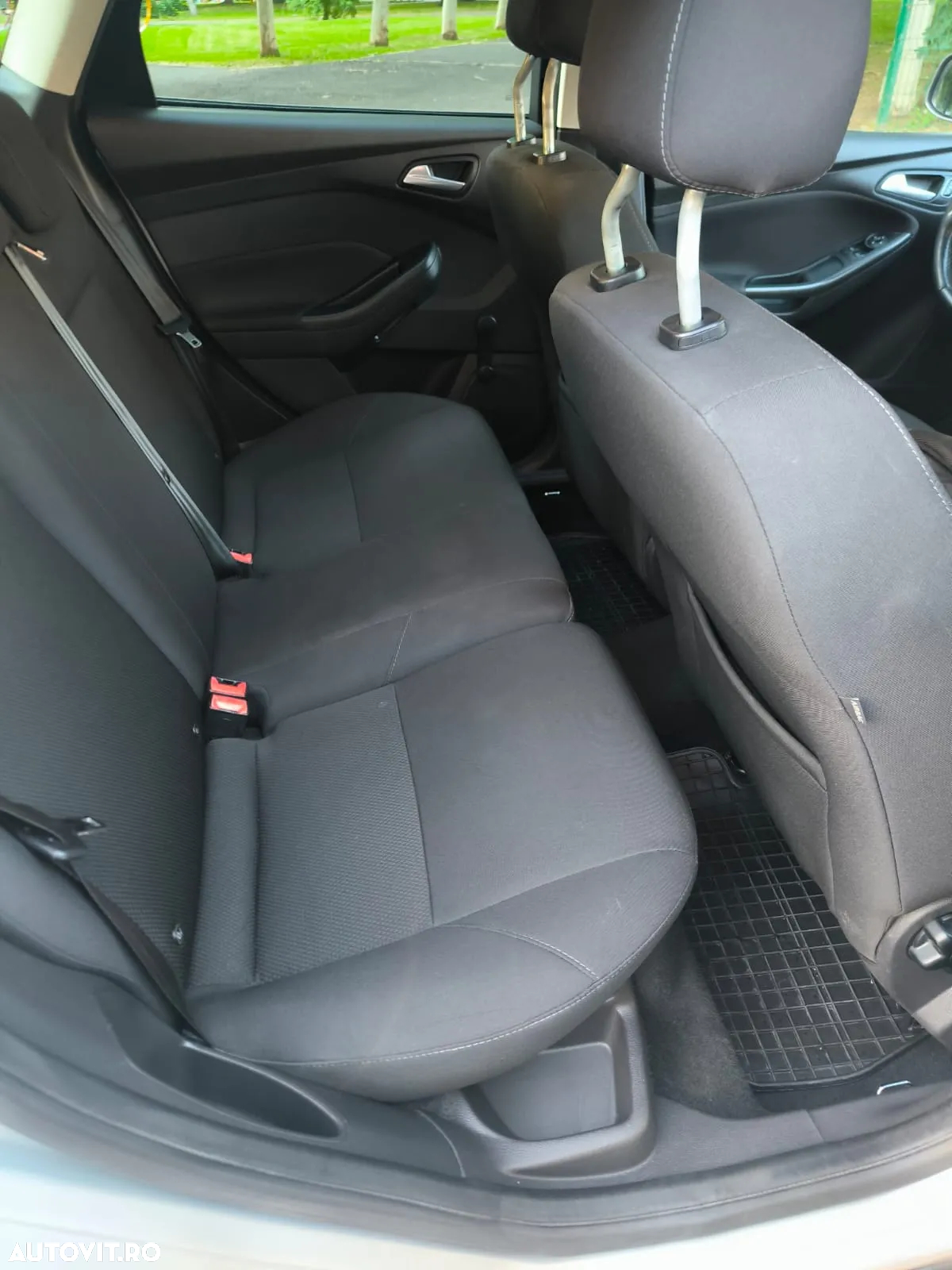 Ford Focus 1.5 TDCi Powershift Titanium - 16