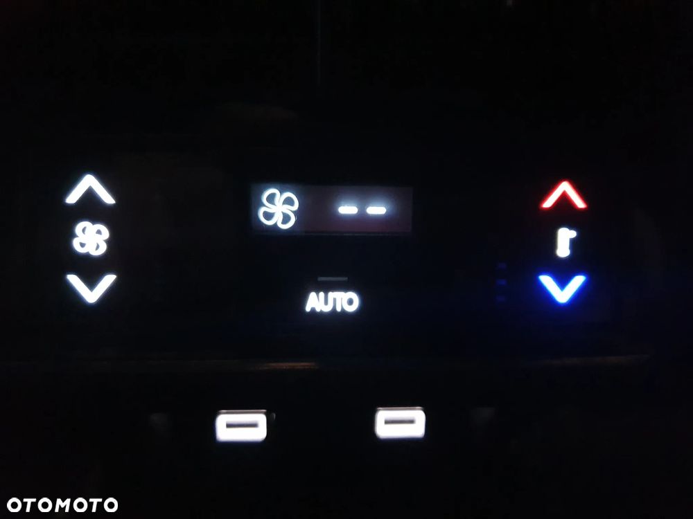 Citroën DS7 Crossback BlueHDI 180 GRAND CHIC - 12