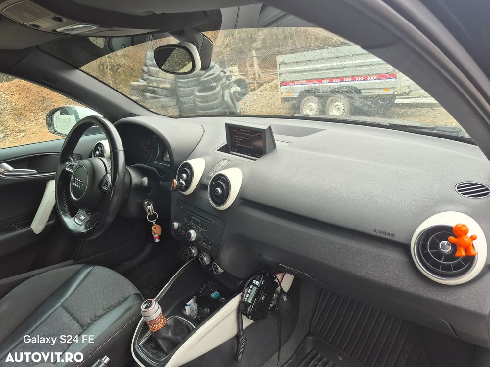 Audi A1 1.6 TDI S line edition - 2