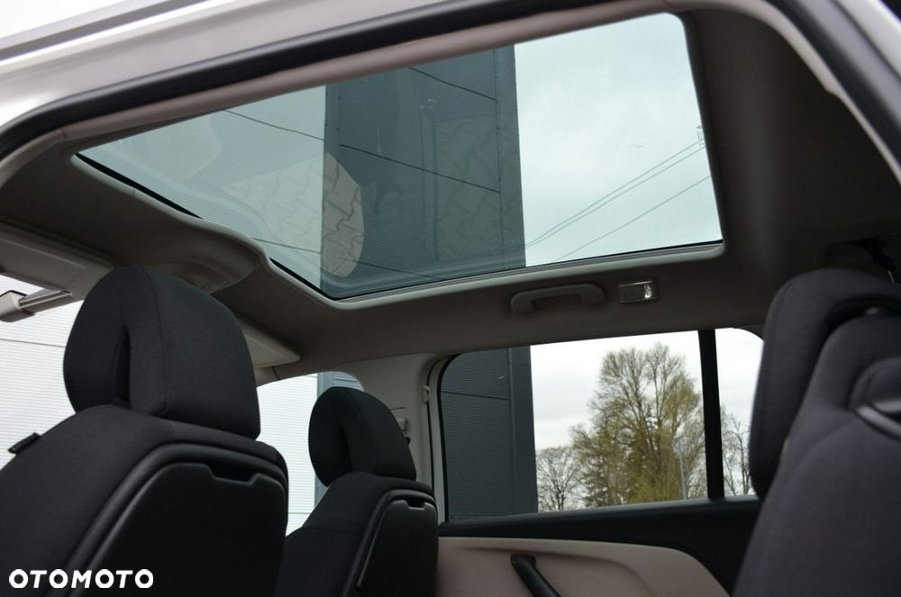 Citroën C4 Grand Picasso - 27