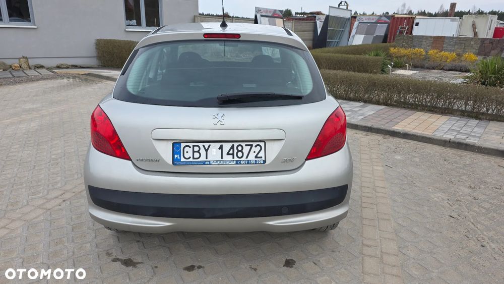 Peugeot 207 - 5