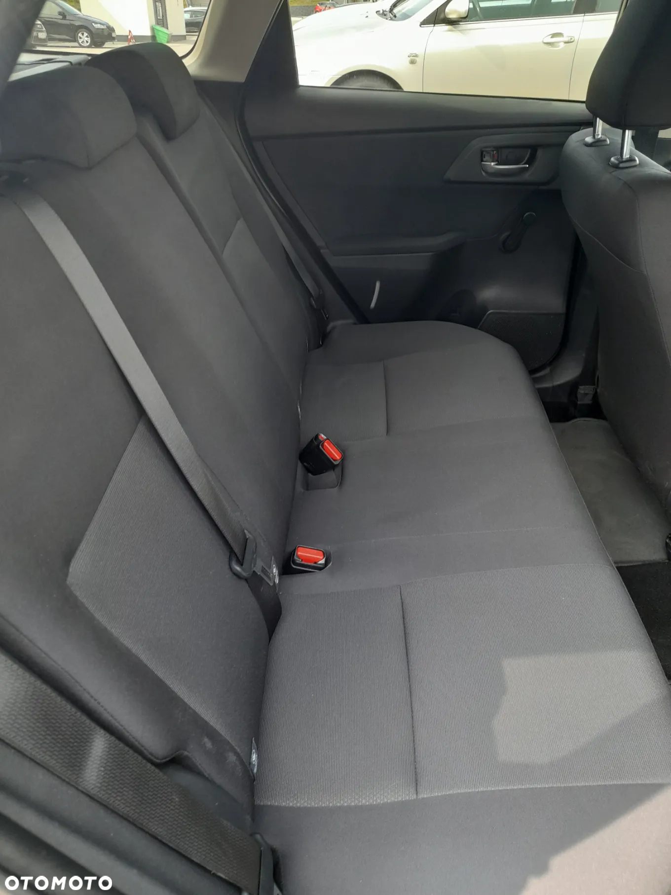 Toyota Auris 1.6 Active - 16