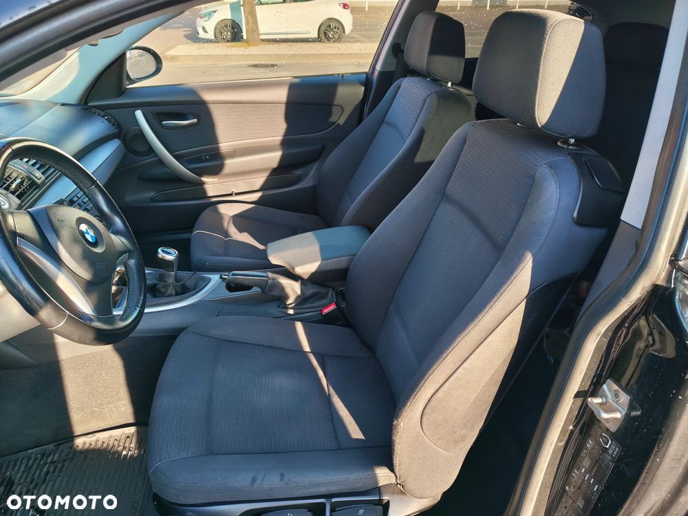 BMW Seria 1 - 24
