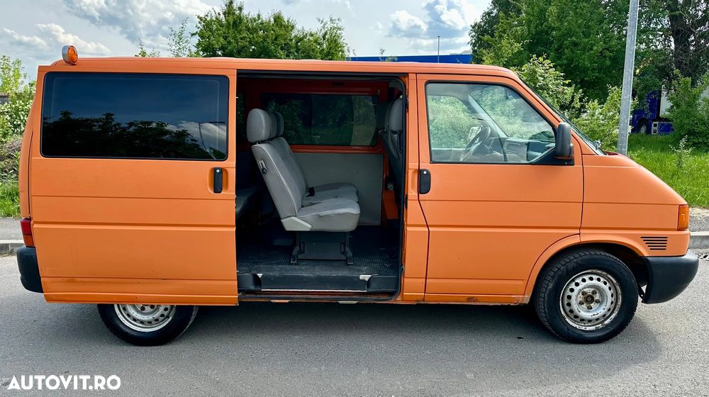 Volkswagen Transporter - 2