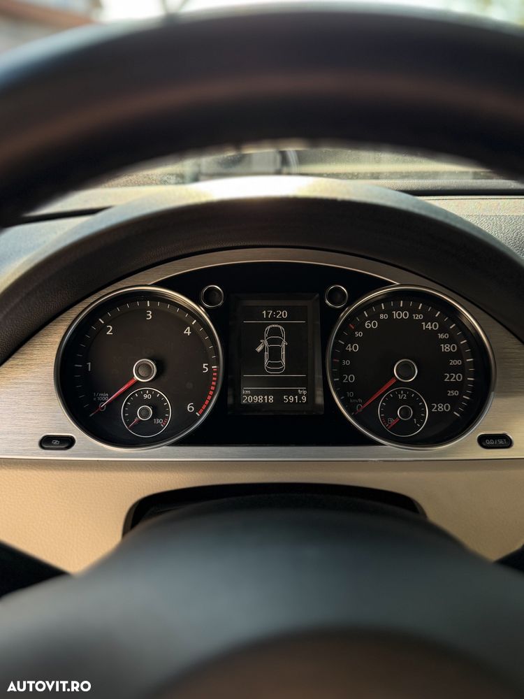 Volkswagen Passat 2.0 TDI BlueMotion Tehnology 4Motion Comfortline - 10