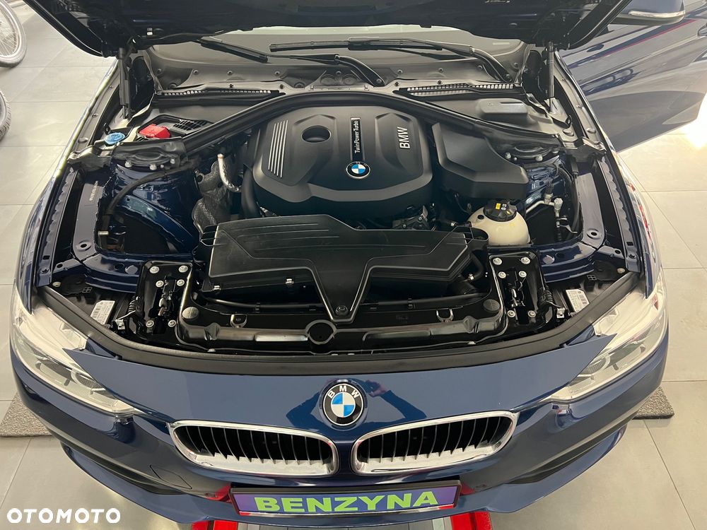 BMW Seria 3 318i Edition Luxury Line Purity - 11