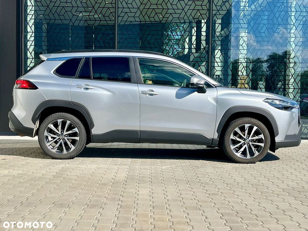 Toyota Corolla Cross 2.0 Hybrid Style AWD - 4