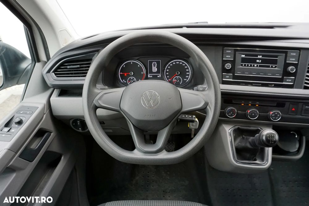 Volkswagen Transporter - 9