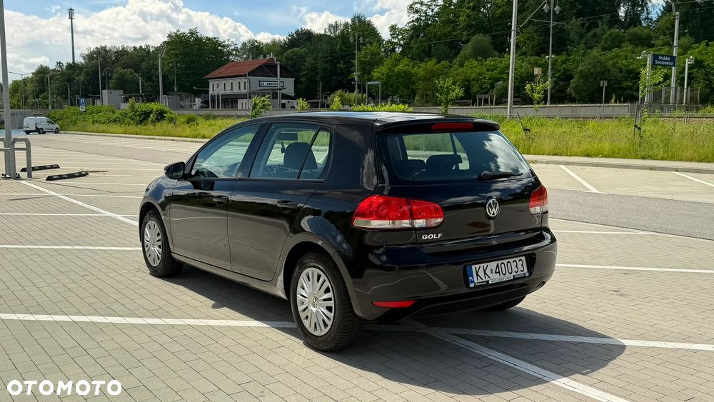 Land Rover Discovery Sport - 8