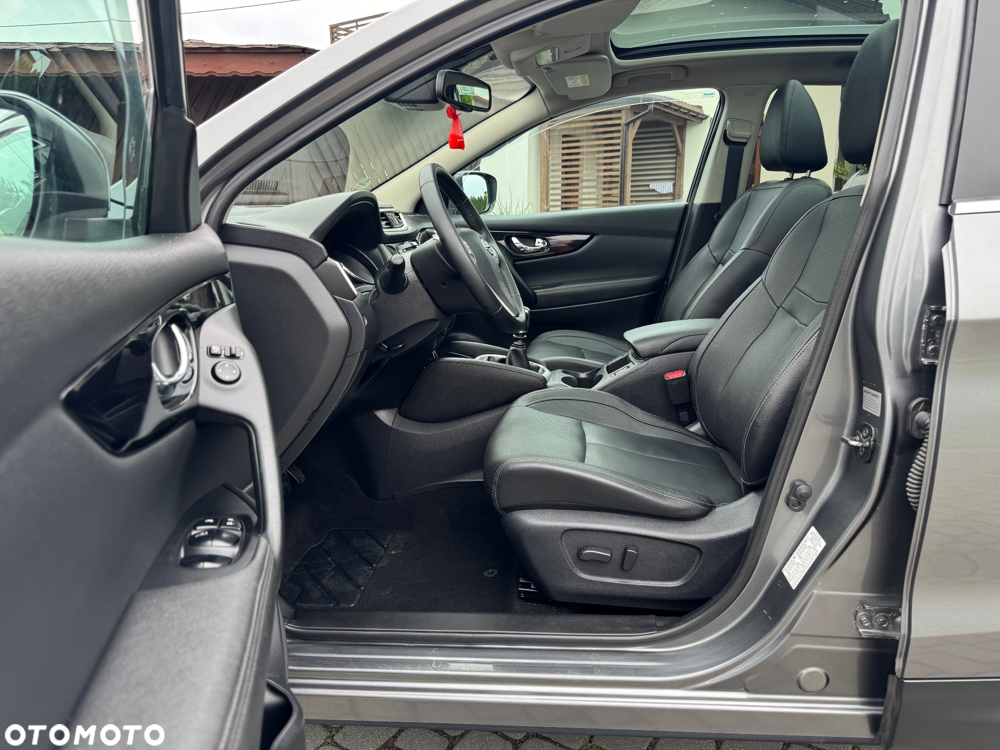 Nissan Qashqai 1.2 DIG-T Tekna - 27
