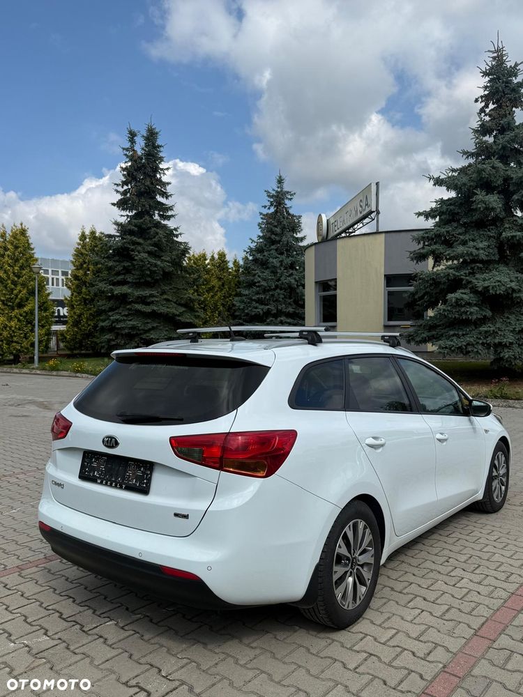 Kia Ceed 1.6 CRDi L - 4