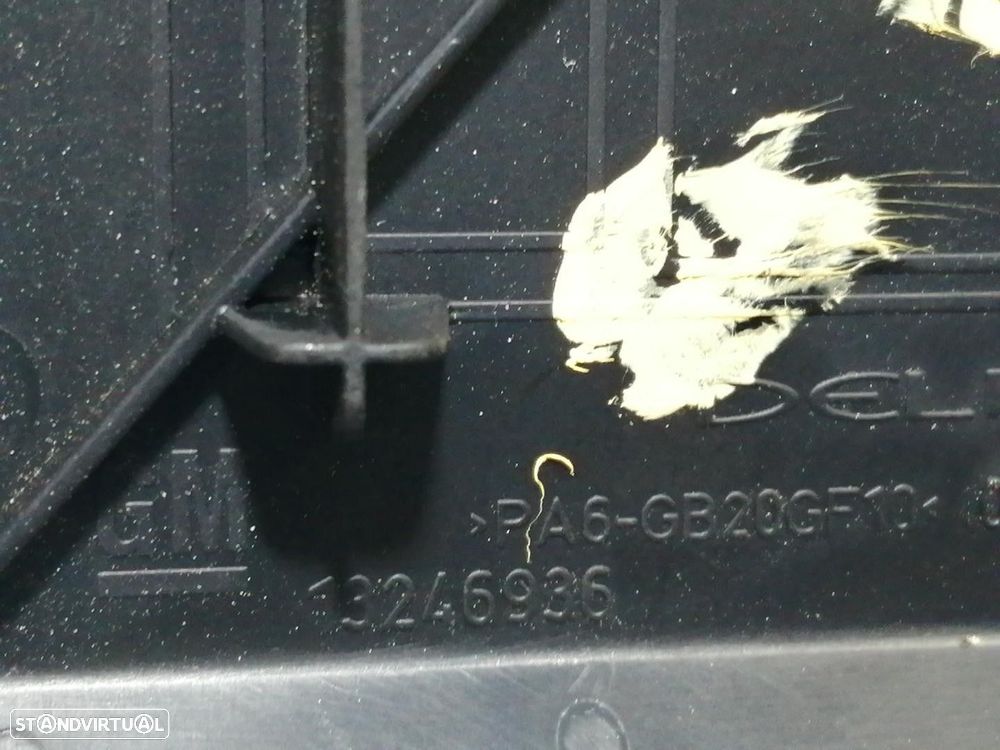 CAIXA RELÉS / FUSÍVEIS OPEL CORSA D 2010 -13246936 - 1