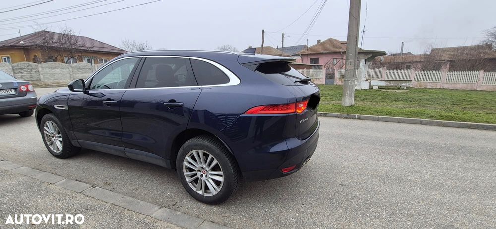 Jaguar F-Pace 20d AWD Portfolio - 3
