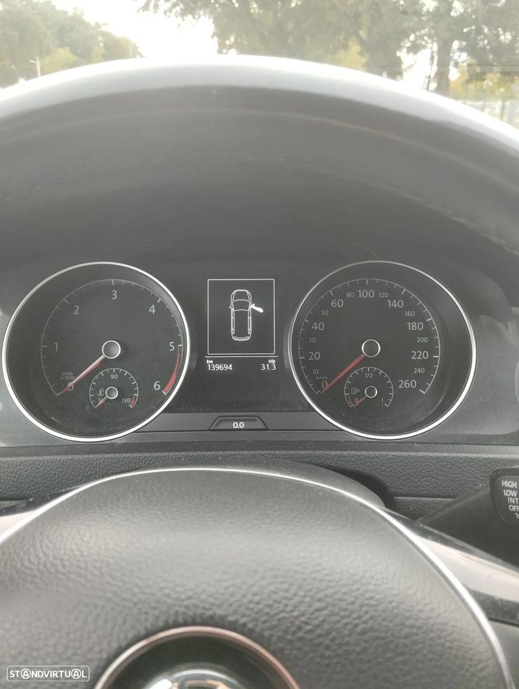 VW Golf Variant 1.6 TDi Confortline DSG - 5