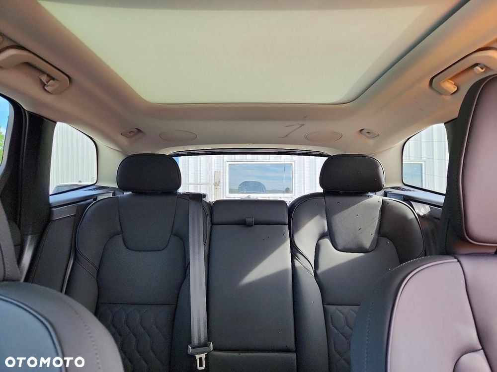 Volvo XC 60 B5 B AWD Ultimate Black Edition - 9