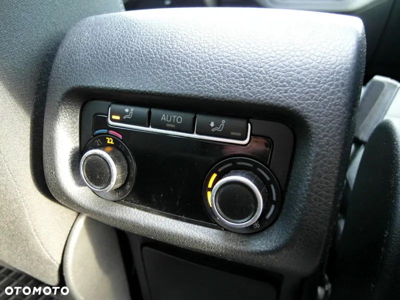 Volkswagen Sharan 2.0 TDI BlueMotion Technology Comfortline - 21