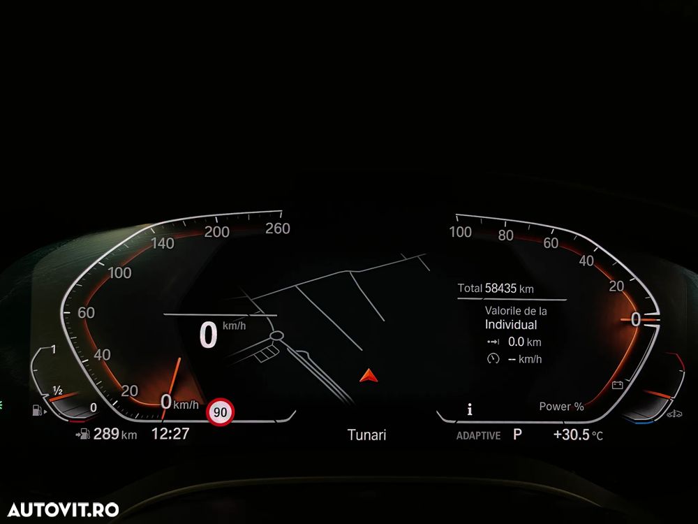 BMW Seria 5 520i Aut. Luxury Line - 35