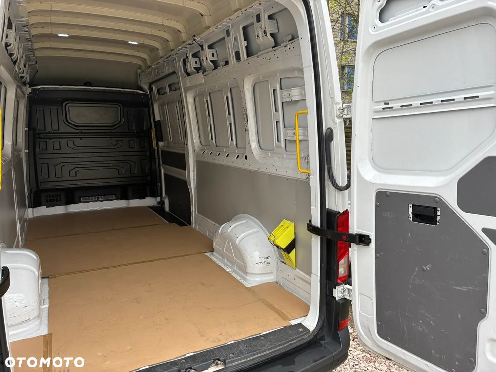 Volkswagen CRAFTER MAXI 2.0TDI 177KM Salon PL 2021r. 4,30m dł. ładowni, Bezwypadkowy - 7