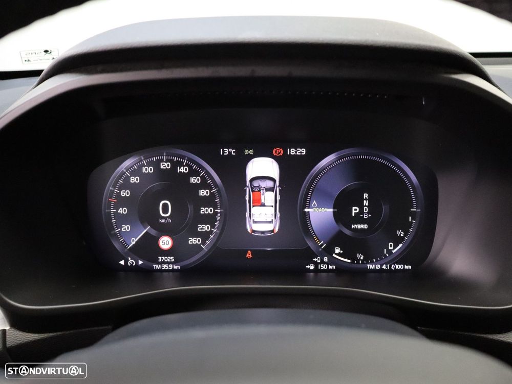 Volvo XC 40 1.5 T4 PHEV Core - 10