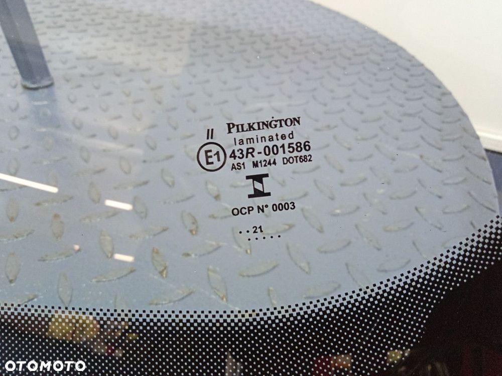 AUDI A1 8X 10-18 SZYBA CZOŁOWA PRZEDNIA SENSOR 21R - 2