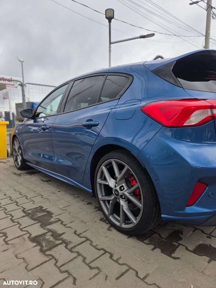 Ford Focus - 3