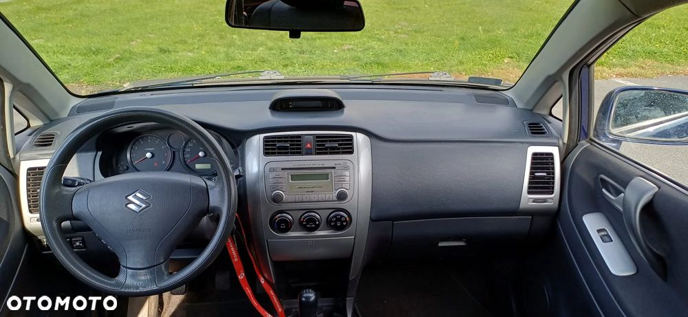 Suzuki Liana - 11
