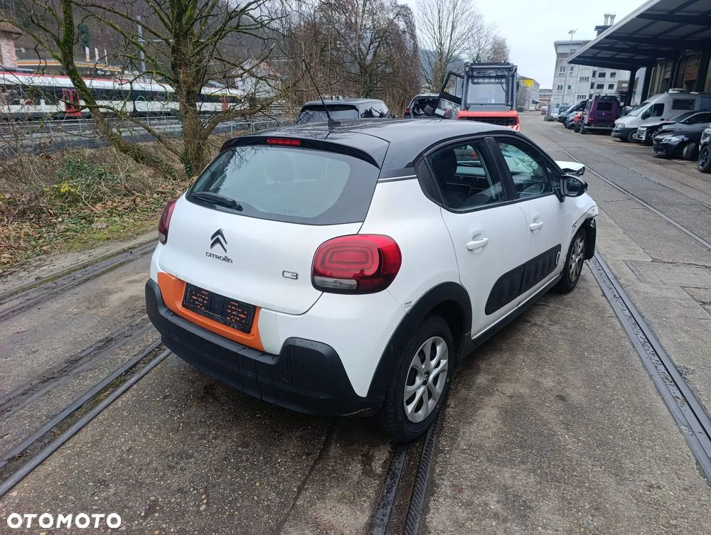 Citroën C3 1.2 PureTech Feel - 3