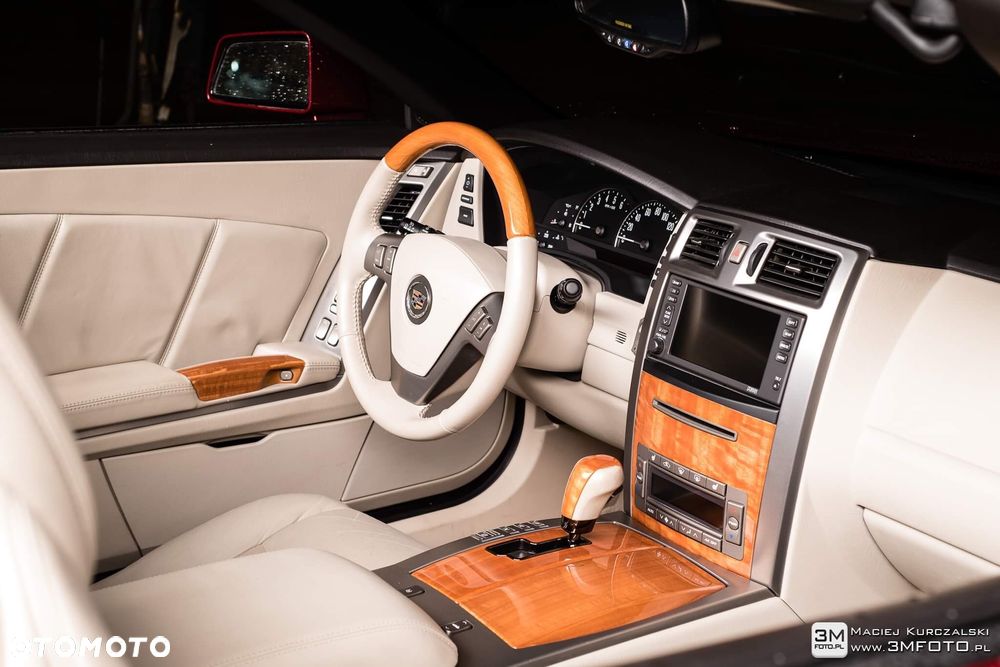 Cadillac XLR 4.6 V8 - 14