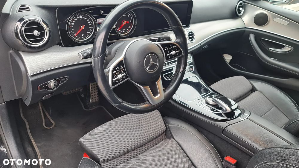 Mercedes-Benz Klasa E - 14