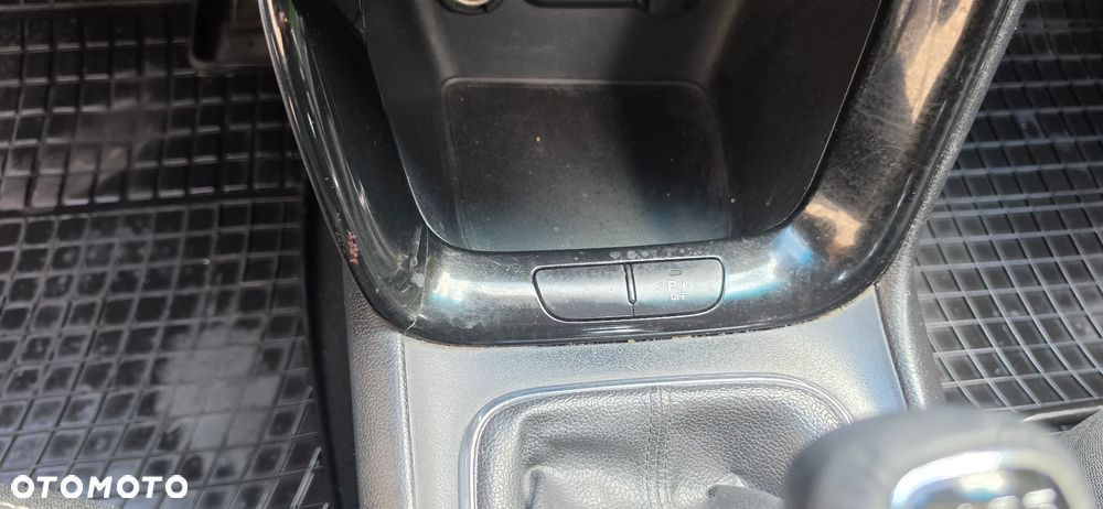 Kia Ceed 1.6 CRDi L Business Line - 14