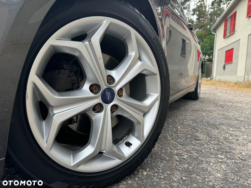Ford Mondeo - 21
