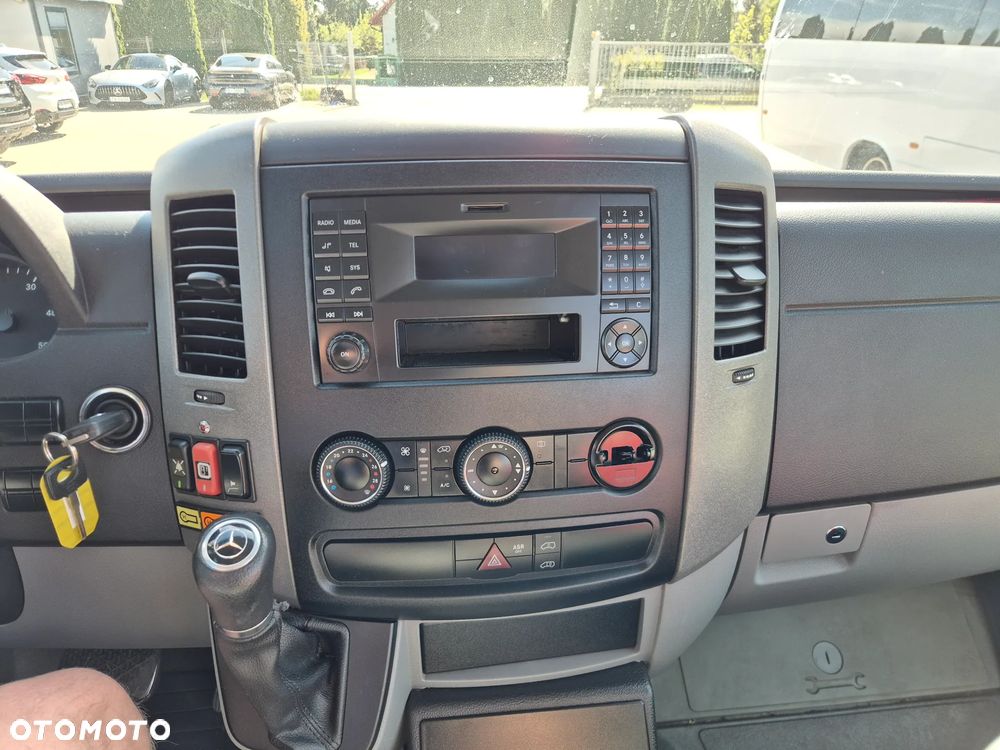 Mercedes-Benz SPRINTER CITY 35 /SPROWADZONY / KLIMA / EURO 6 - 27