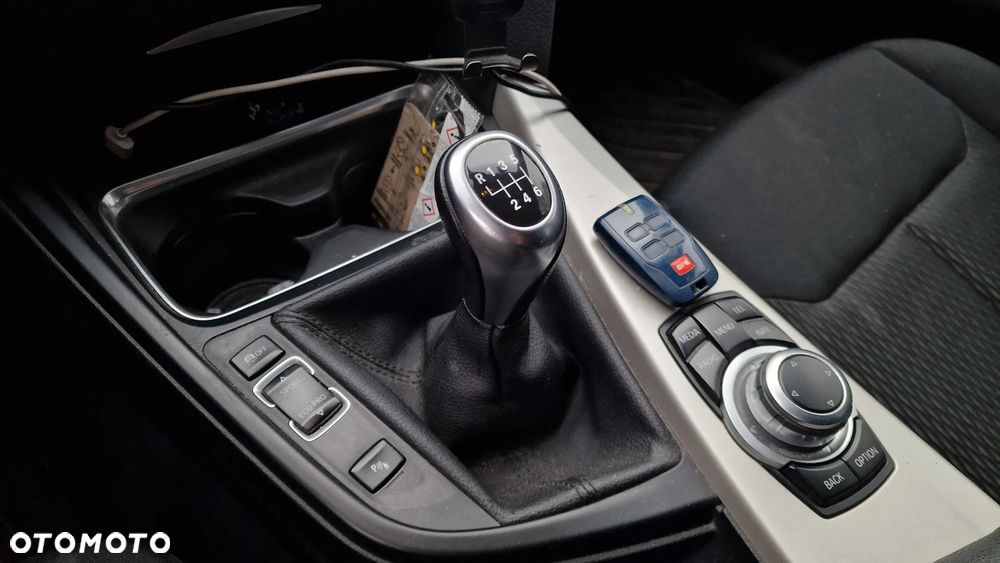 BMW Seria 3 320d - 18