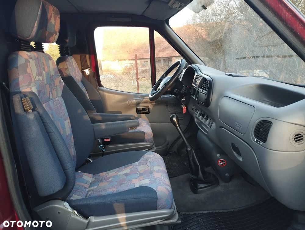 Ford Transit - 9