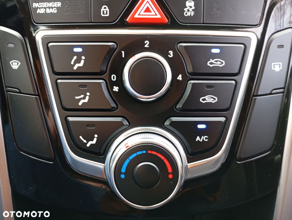 Hyundai i30 1.4 Premium - 29