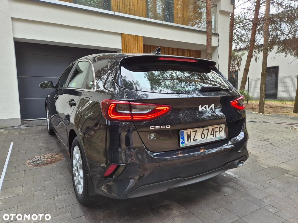 Kia Ceed 1.5 T-GDI M - 4