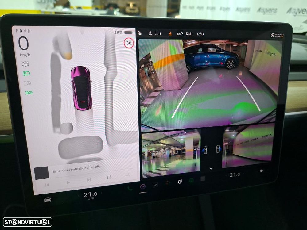 Tesla Model Y RWD - 9