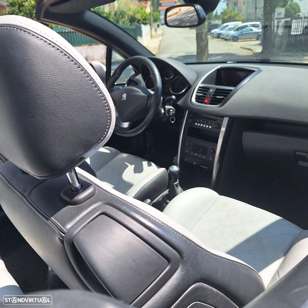 Peugeot 207 CC - 27