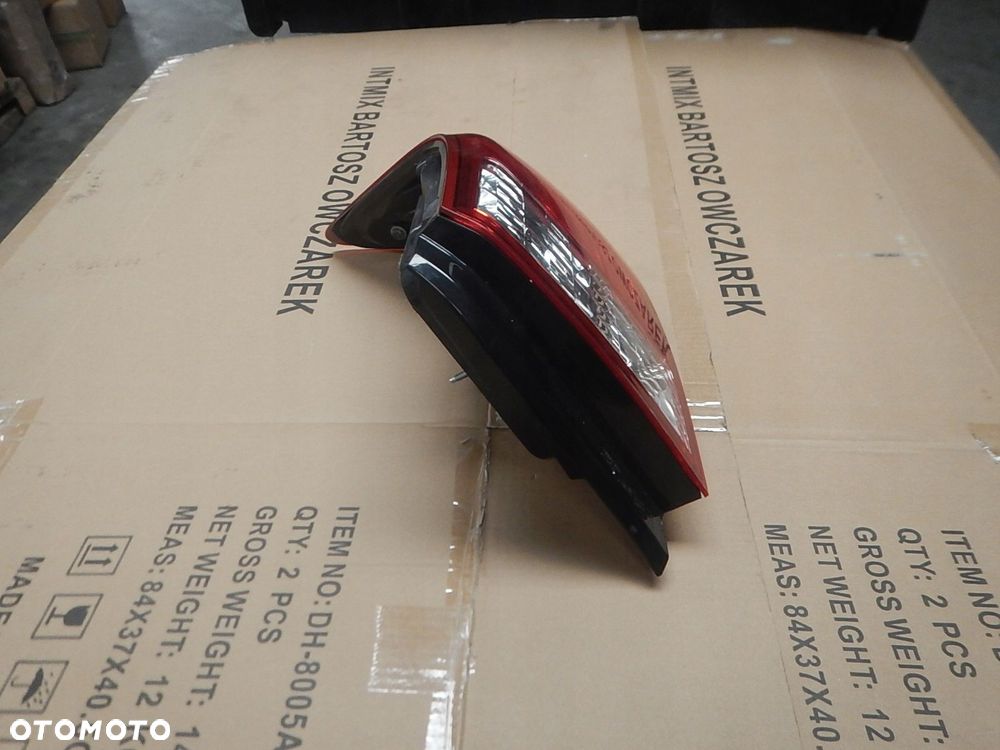 lampa tyl tylna prawa subaru impreza gh sedan europa - 3