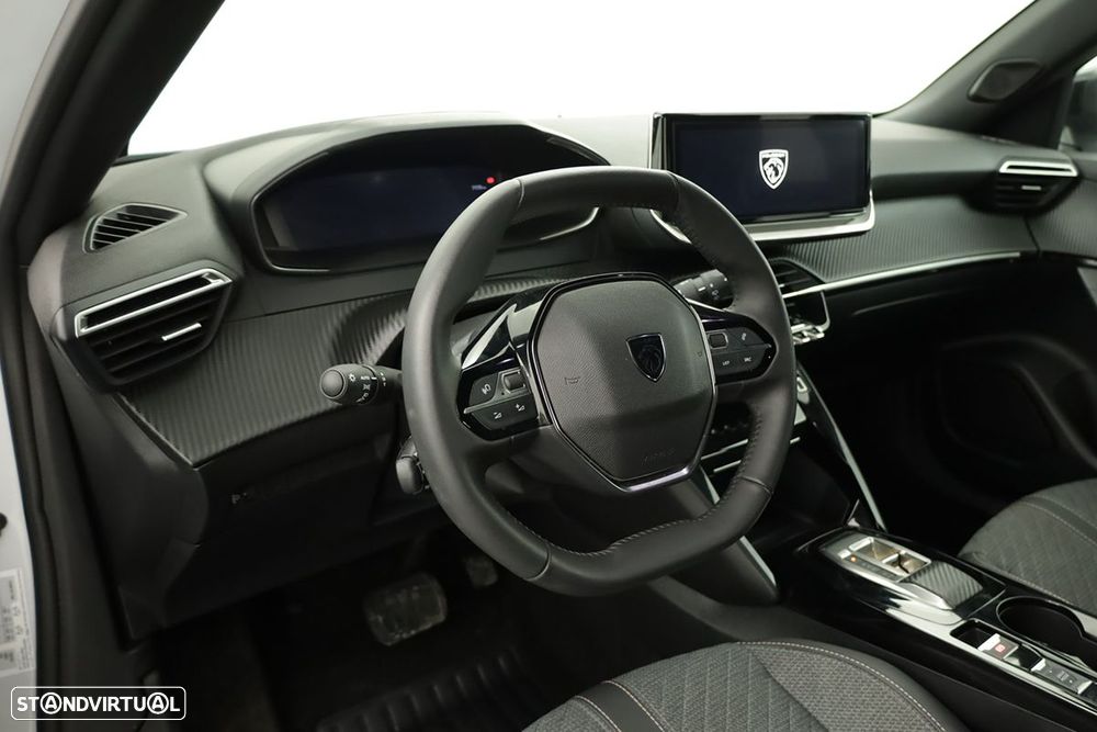 Peugeot e-2008 54 kWh Allure - 8