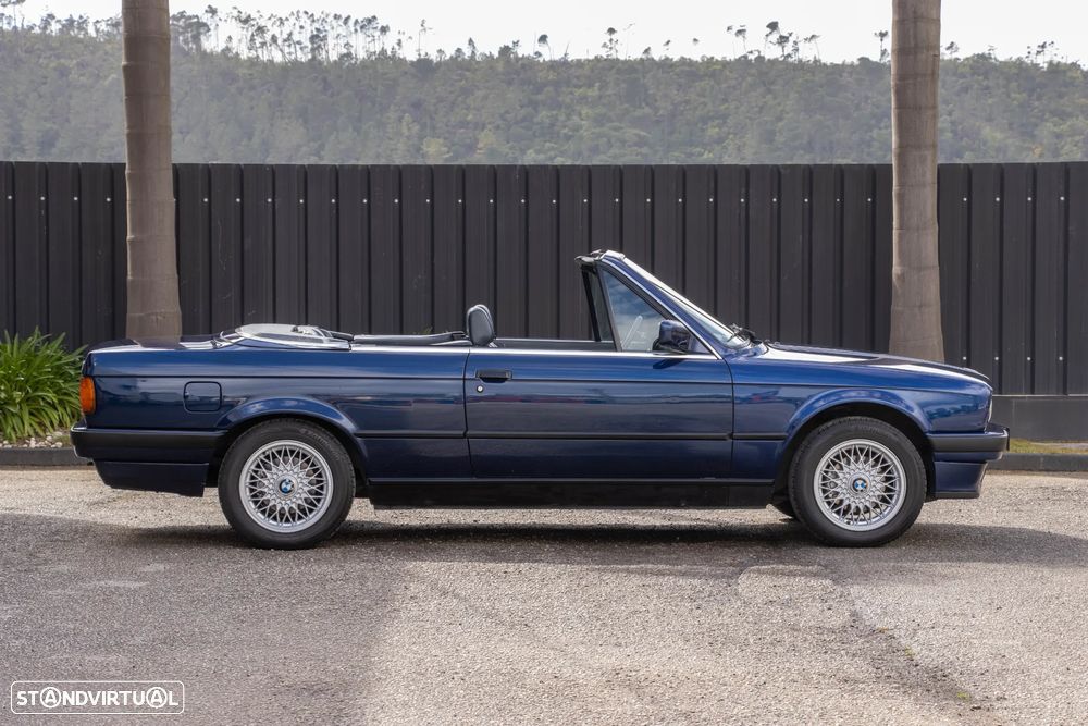 BMW 320 i Cabriolet - 26