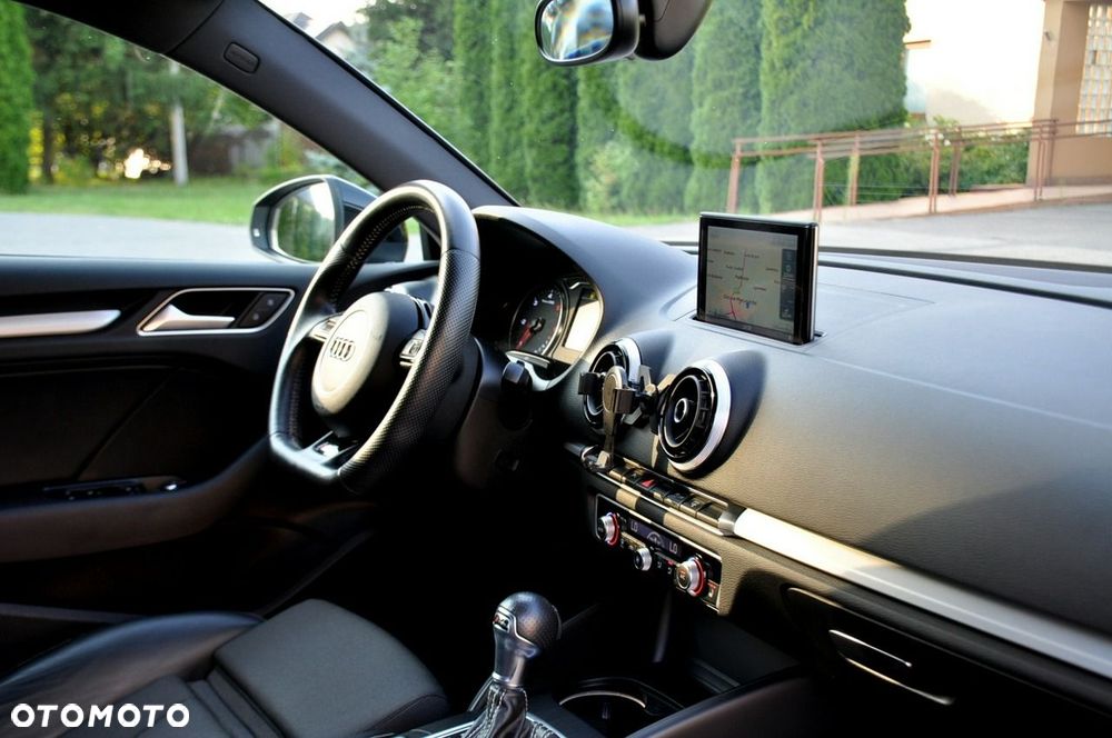 Audi A3 Sportback - 18