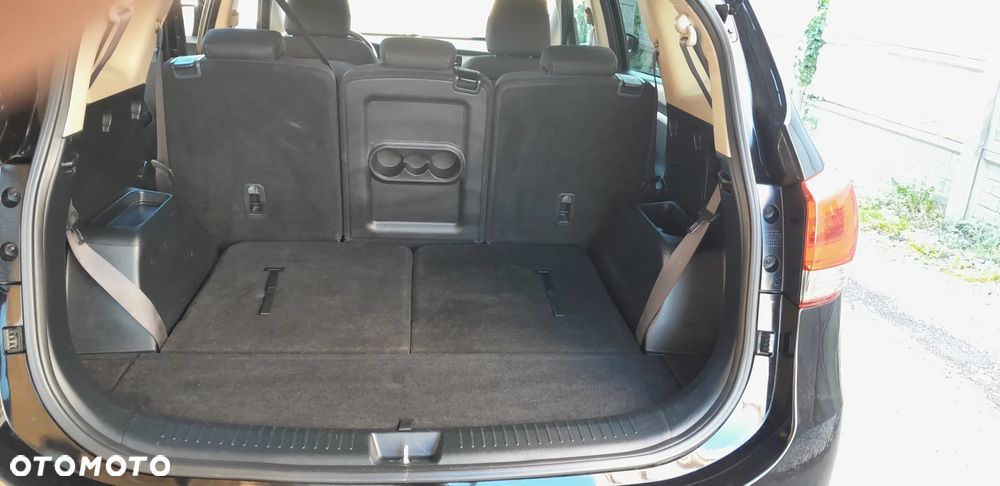 Kia Carens 1.7 CRDi M EU6 - 26